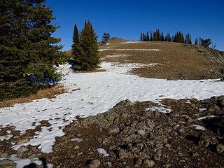 Approaching the highpoint of Dry Diggins Ridge, 7660.'