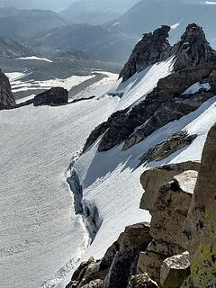 Large gap on the Fremont glacier.