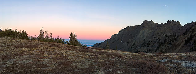 Dusk colors and Boulder Ridge