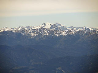 Reynolds with Glacier Peak rising behind it.