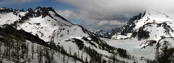 McClellan and Little Annapurna from Prusik Pass