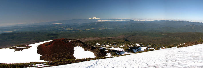 Black Butte and Mount Hood on the decent from the Lunch Counter camp