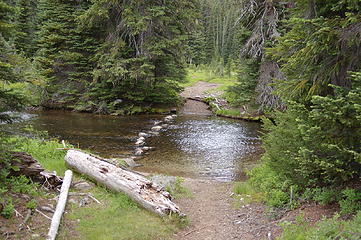 Deep Lake Outlet Crossing