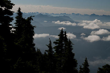 Various mountains from Mt. Pilchuck