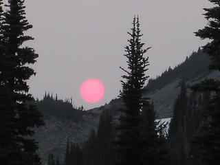 Red sun over Fremont