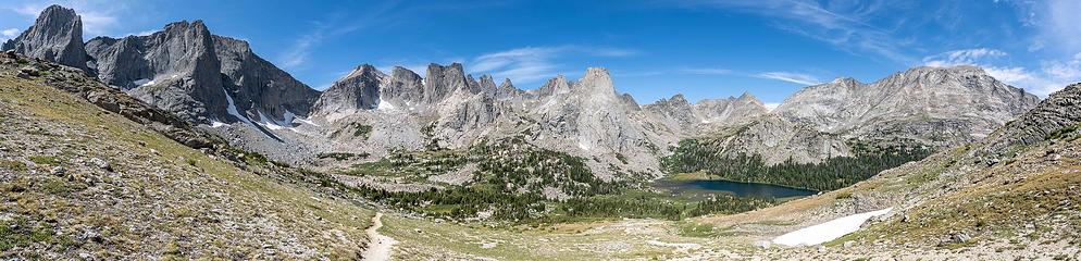 Cirque of the Towers Pano
