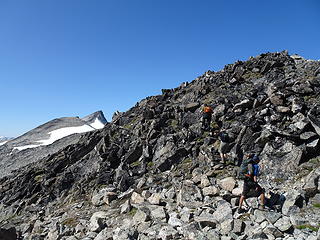 Climbing bumps, Stanza summit in left background