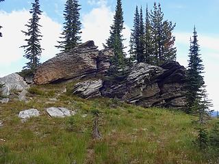 Rocks along the trail to Lookout Mtn.