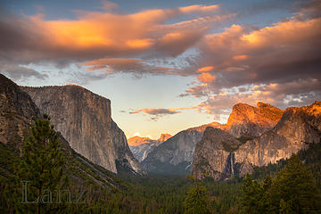 Yosemite Valley at sunset