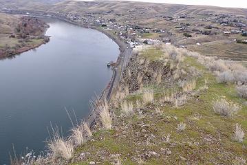 The Snake River. The road continues to Asotin.
