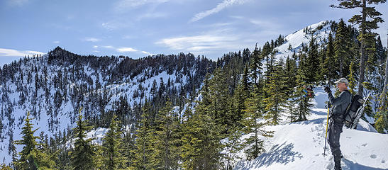 Panorama from 300' below the summit. Dirtybox at left, Mailbox at right