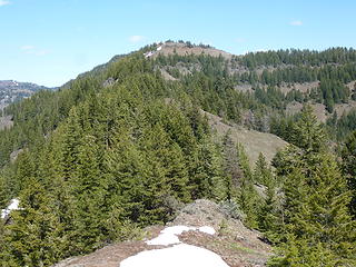 Middle Ridge is a 5621' point between Saddle Butte and Driveway Ridge.