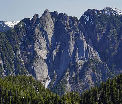 The rock formations of Garfield Mountain are quite something!