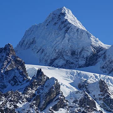 Summit Pyramid of Mt Shuksan