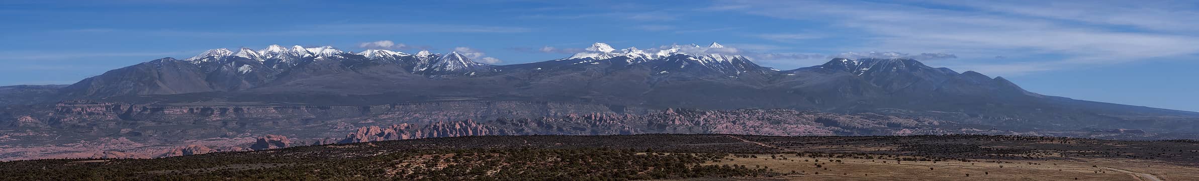 A closer look at the La Sal Mtns from The Knoll