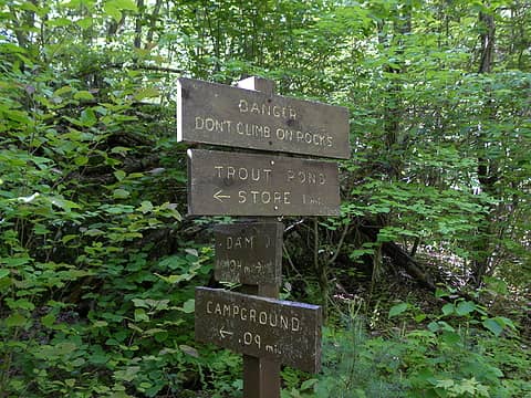 sign on trail north of Rockcliff Lake