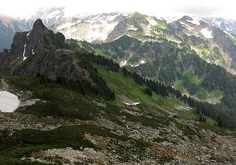 The outcrop blocking the ridge to Fire Creek Pass