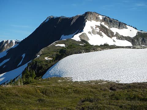 Easy Peak and snow formation