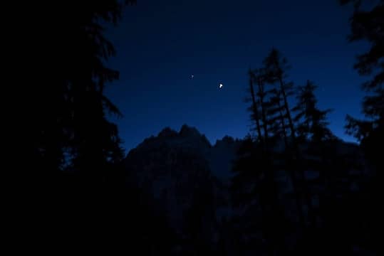 Stars appearing above Gunn Peak