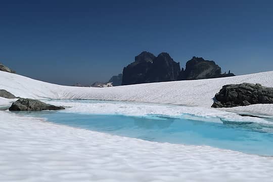 Lemah above meltwater