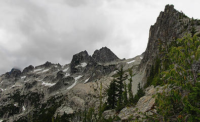 south Chief ridge looking west  (our traverse to Summit Chief middle left)