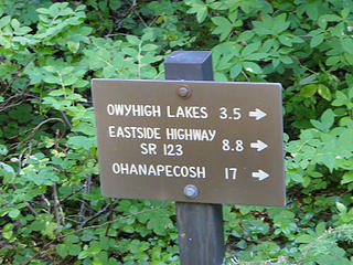 Owyhigh Lakes trailhead sign. .