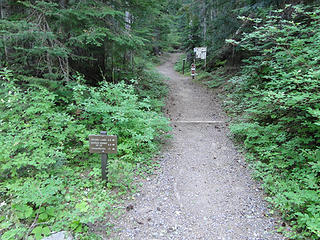 Owyhigh lakes trailhead off of road to Sunrise.