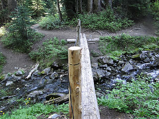 Log bridge over Shaw Creek near Tamanos Creek campground.