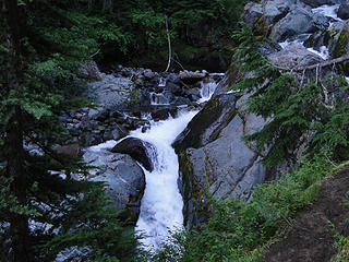 Waterfall off lower trail to Summerland.
