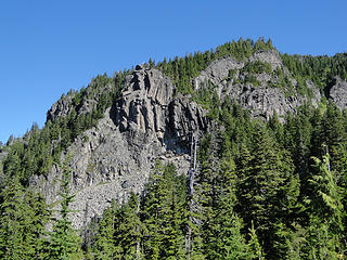 Cliffs below Castle Peak from trail to Knapsack Pass.