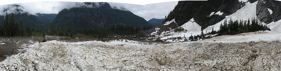Pan: 2010-11 westside avalanche debris and Big Four knoll