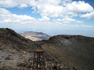 Summit marker on el Volcan Tromen