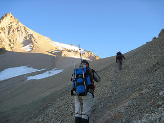 Nearing la montura, a steep slope at about 4,200 meters