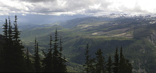 view to the southeast from alpine lookout