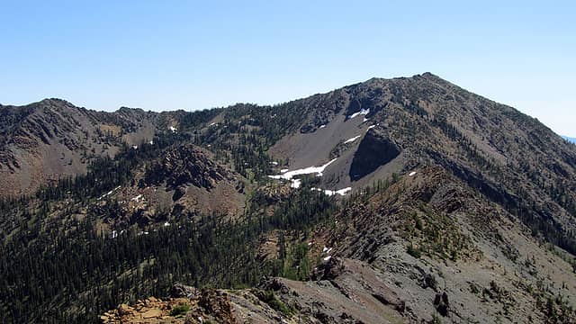 view-toward-Earl-Peak