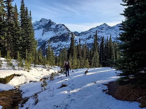 Snowshoeing to Cloudy Pass