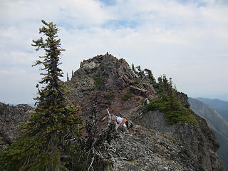 The route leads along the top