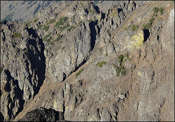 Zoom of the crux in the gully - right in the middle of the picture.