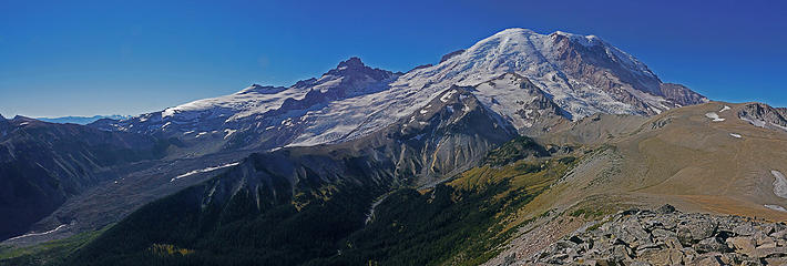 Pan from 2nd Burrough. 
MRNP, White River campground to Sunrise 2nd Burroughs, to Glacier basin loop 10/07/12