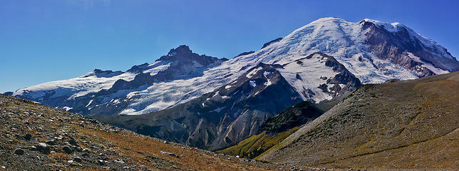 Panorama Tween 2nd and 3rd burrough. MRNP, White River campground to Sunrise 2nd Burroughs, to Glacier basin loop 10/07/12