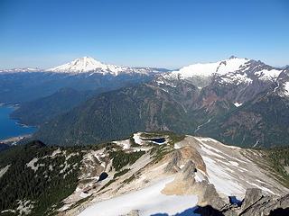 View to the west. Twin Sisters, Baker, Shuksan, and Seahpo in back. Vista and Blum tarn below.