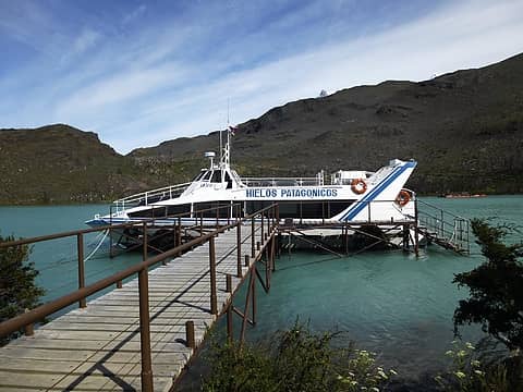 catamaran for lago pehoe crossing