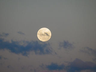 argentina moon