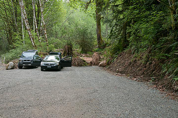 Trailhead parking.  It won't be this uncrowded for long. Nasty dusty though. 
Granite Lakes trail 5/11/13