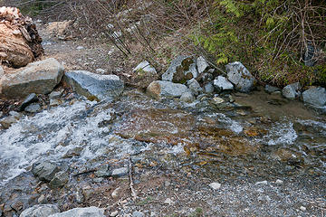Upper crossings are less groomed. 
Granite Lakes trail 5/11/13