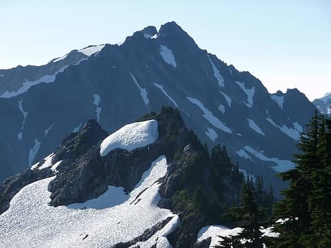 This view is looking east towards Mt Delabarre from the same high point.