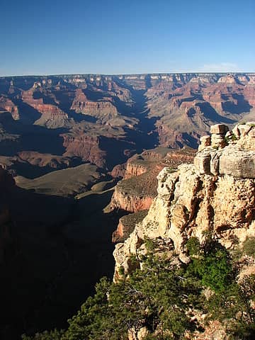 6/1 Daunting view across to Bright Angel Canyon and the North Rim.  We have to cross all that, wow!