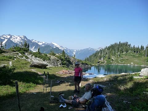 Enjoying a shady break at upper Martins Lake. (Photo: Jeff)