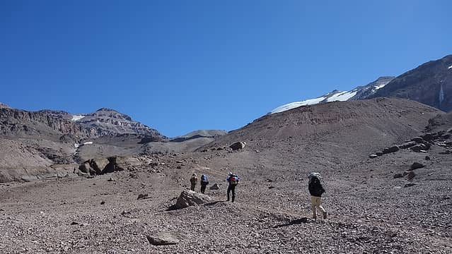 Hiking from Piedra Numerada to Camp Federacion