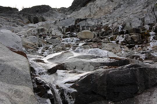 Icy streams on Aasgard Pass